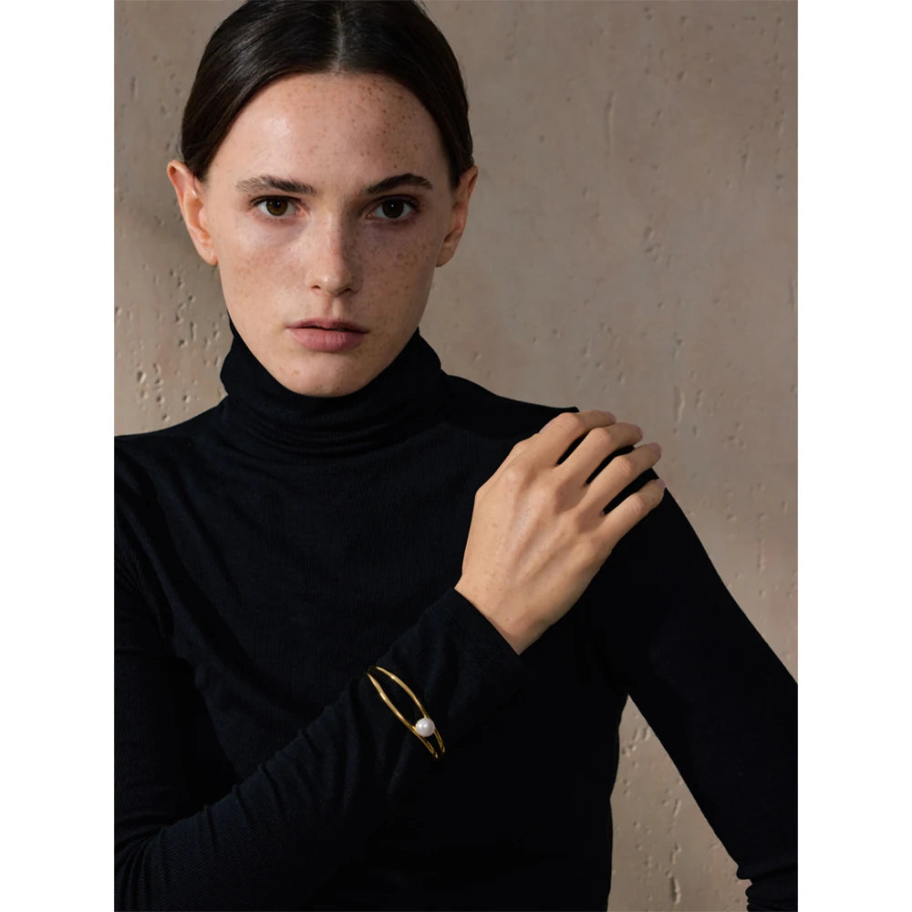Coralie åben perlearmring, armbånd, tåler vand, rustfrit stål 316L med guld- eller sølvfarvet PVD-belægning, Lark & Reed, billede 3