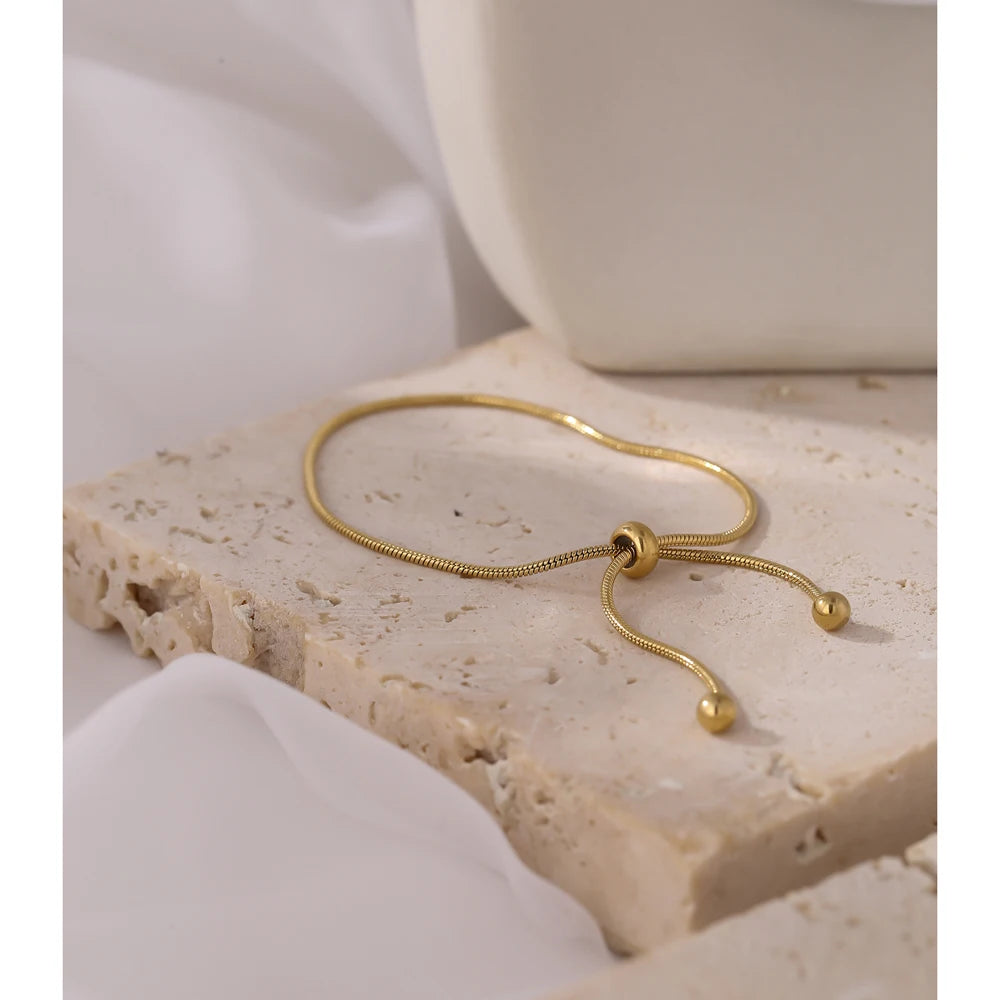 Bilbao Bolo Bracelet, waterproof bracelet in 316L stainless steel with a gold PVD finish by Lark & Reed, view 4