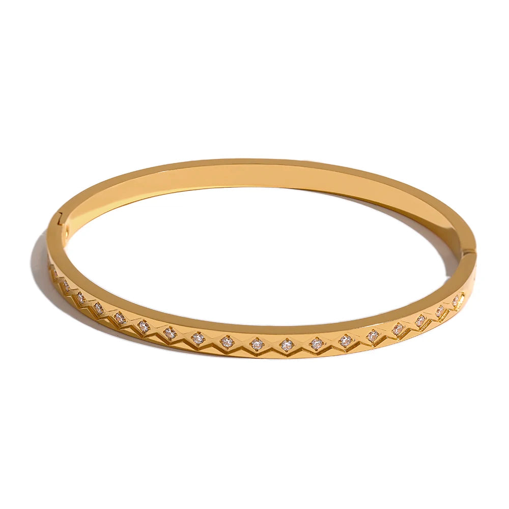Gothenburg støbt armring med zirkonia, armbånd, tåler vand, rustfrit stål 316L med guld- eller sølvfarvet PVD-belægning, Lark & Reed, billede 7
