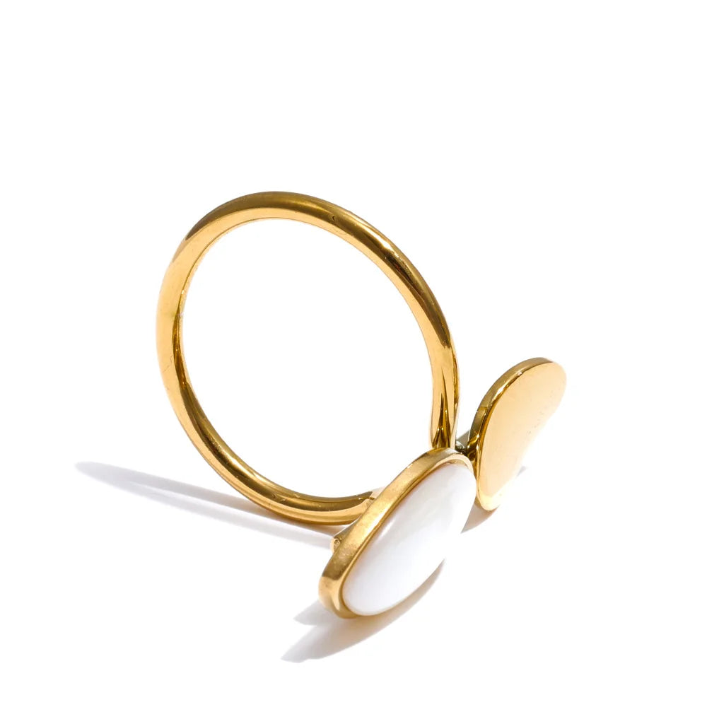 Varenna stenring, ring, tål vatten, rostfritt stål 316L med guldfärgad PVD-finish, Lark & Reed, bild 8