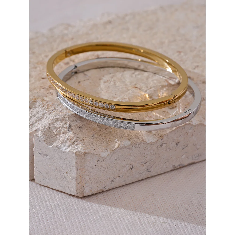 Evora armring med zirkonia, armbånd, tåler vand, rustfrit stål 316L med guld- eller sølvfarvet PVD-belægning, Lark & Reed, billede 5