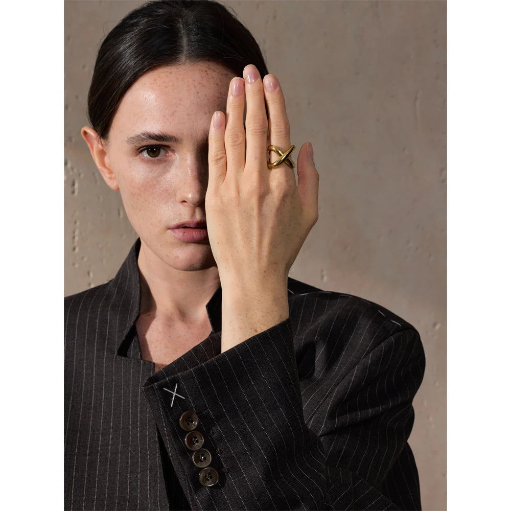 Helle krydsring, ring, tåler vand, rustfrit stål 316L med guld- eller sølvfarvet PVD-belægning, Lark & Reed, billede 6