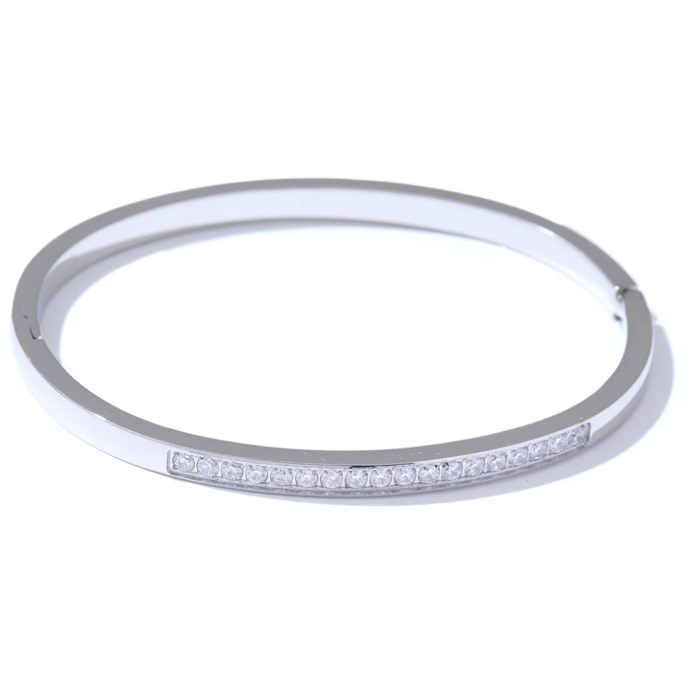 Evora armring med zirkonia, armbånd, tåler vand, rustfrit stål 316L med guld- eller sølvfarvet PVD-belægning, Lark & Reed, billede 7