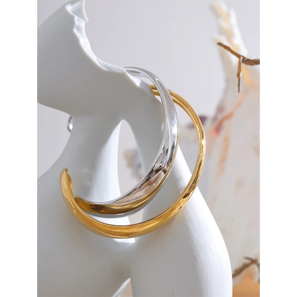 Elbe rund åben armring, armbånd, tåler vand, rustfrit stål 316L med guld- eller sølvfarvet PVD-belægning, Lark & Reed, billede 4