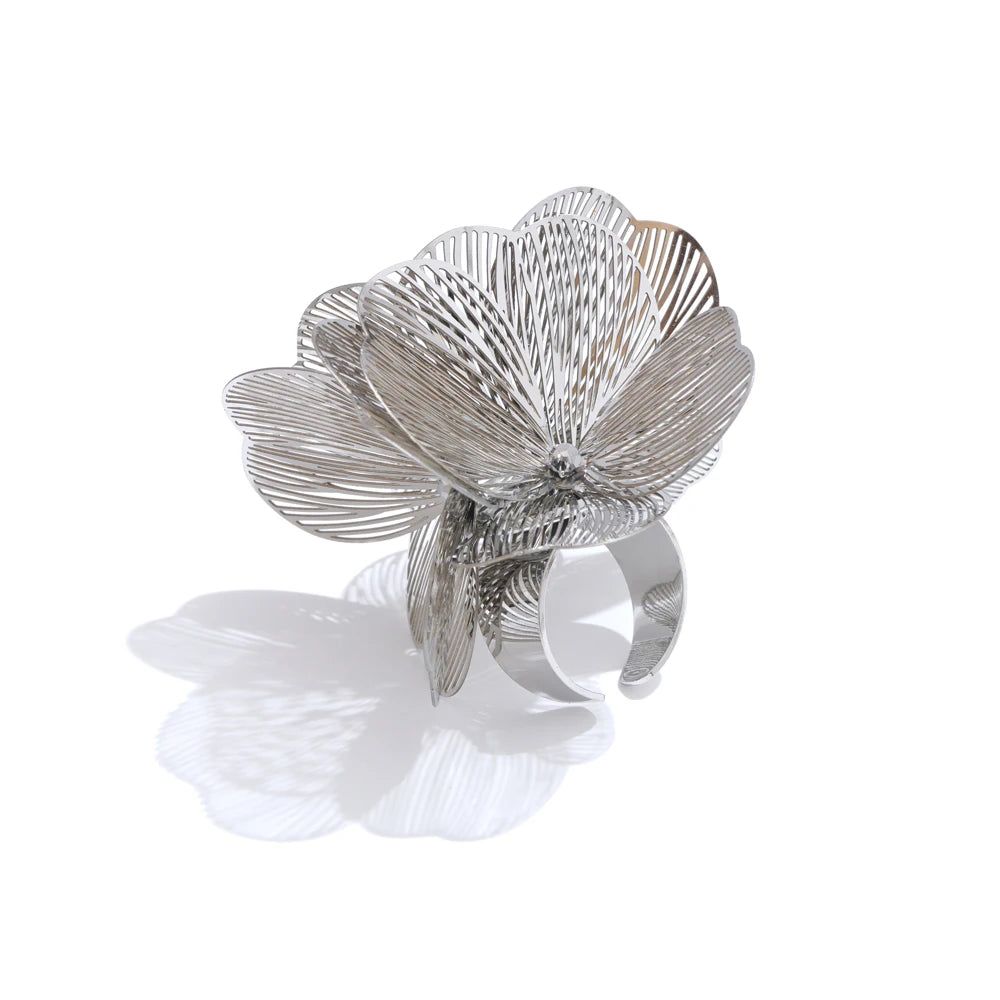 Cosima Flower Ring