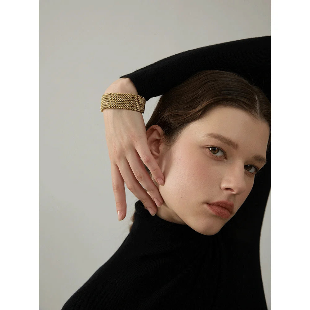 Haarlem Milanaise-Armspange, Armband, wasserfest, 316L-Edelstahl mit gold- oder silberfarbener PVD-Beschichtung, Lark & Reed, Ansicht 2