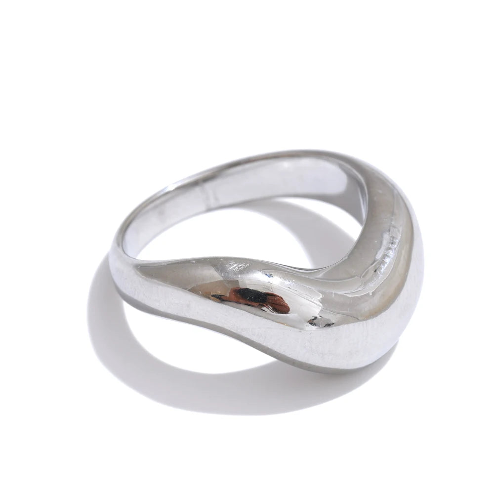 Ingrid bølgering, ring, tåler vand, rustfrit stål 316L med guld- eller sølvfarvet PVD-belægning, Lark & Reed, billede 7