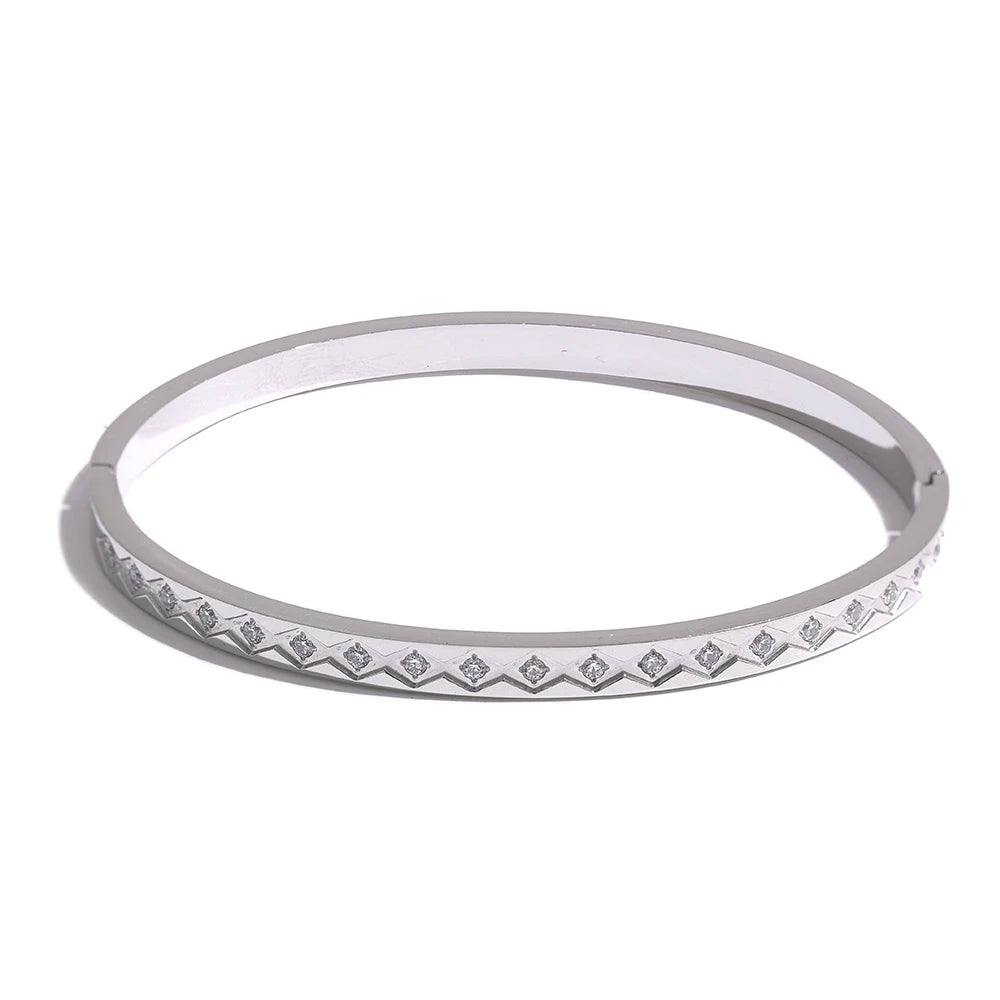 Gothenburg støbt armring med zirkonia, armbånd, tåler vand, rustfrit stål 316L med guld- eller sølvfarvet PVD-belægning, Lark & Reed, billede 8