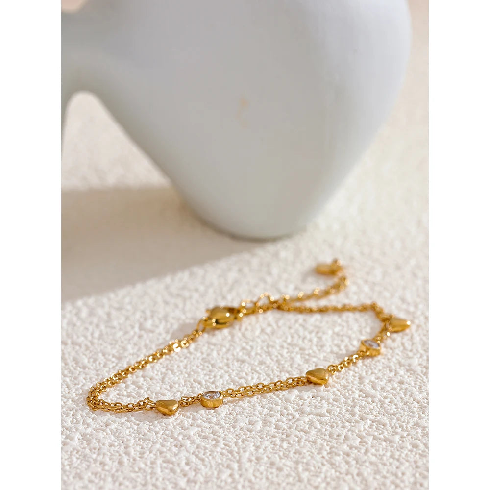 Bracciale Nelle doppio con cuori, bracciale, resistente all’acqua, acciaio inossidabile 316L con finitura PVD dorata o argentata, Lark & Reed, vista 5