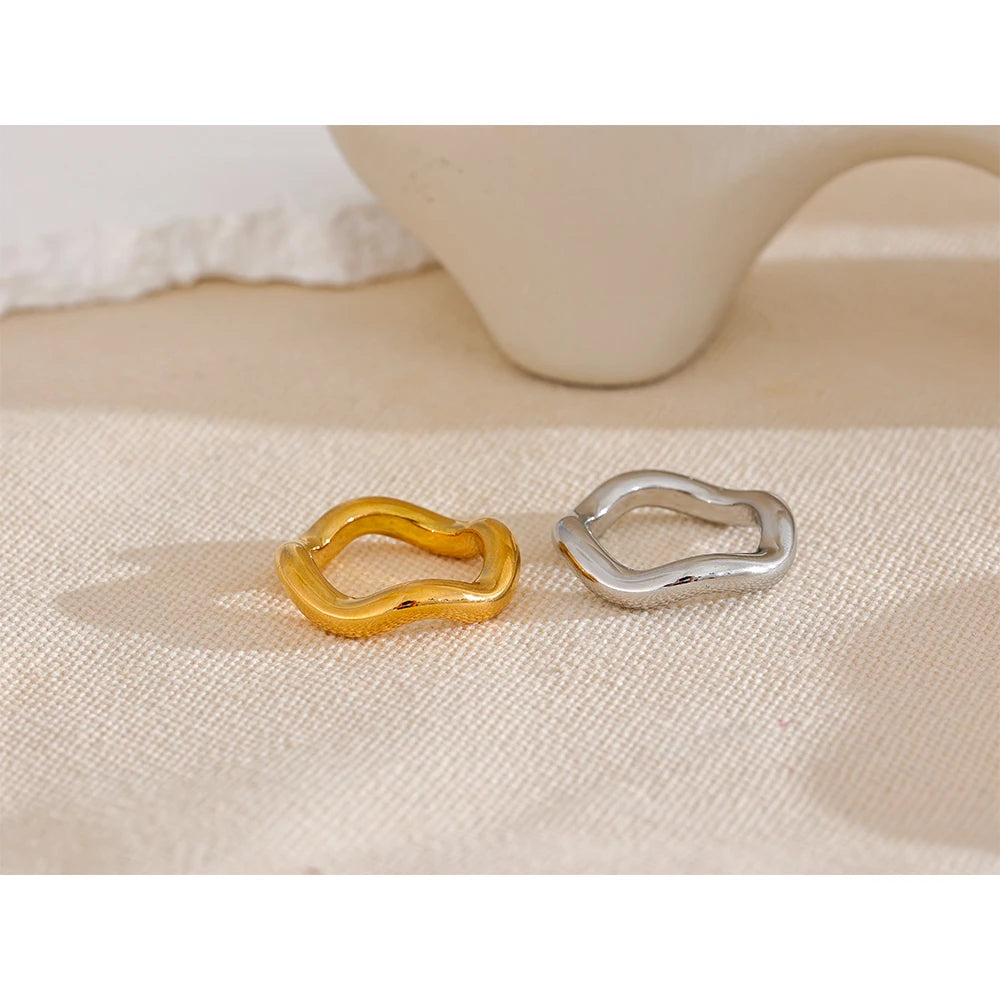 Trine Twist Band, waterproof ring in 316L stainless steel with a gold or silver-tone PVD finish by Lark & Reed, view 3