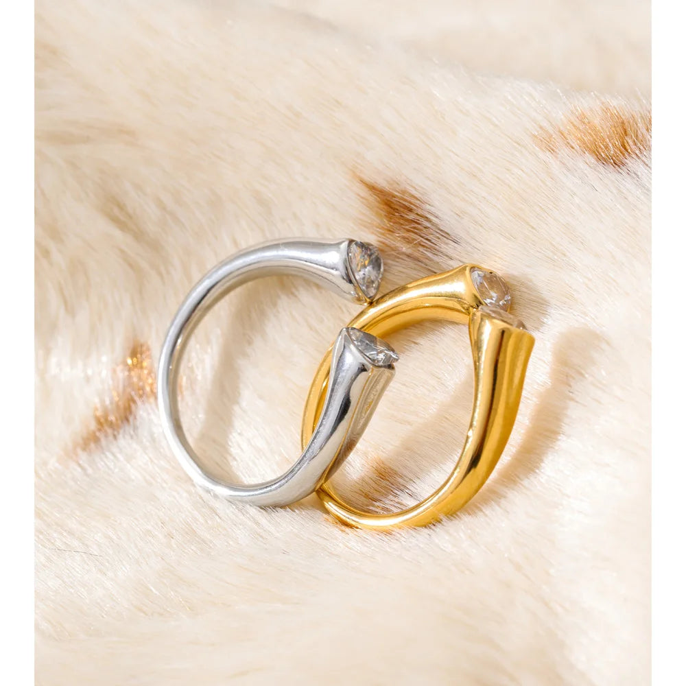 Nike åben hjertering med zirkonia, ring, tåler vand, rustfrit stål 316L med guld- eller sølvfarvet PVD-belægning, Lark & Reed, billede 4