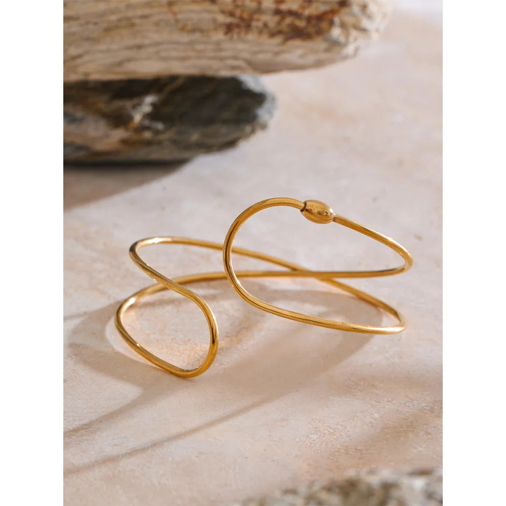 Helsinki åben armring med to tråde, armbånd, tåler vand, rustfrit stål 316L med guld- eller sølvfarvet PVD-belægning, Lark & Reed, billede 4