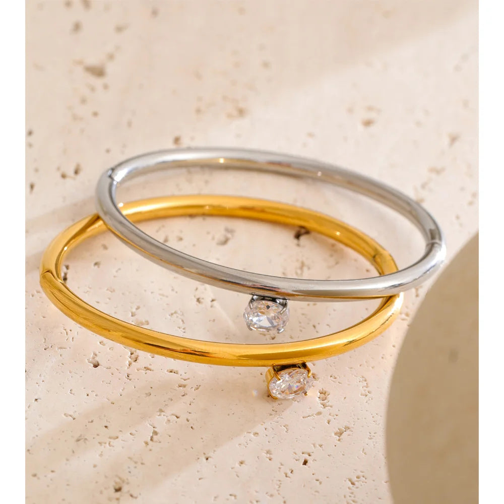 Caprera glat armring med zirkonia, armbånd, tåler vand, rustfrit stål 316L med guld- eller sølvfarvet PVD-belægning, Lark & Reed, billede 6