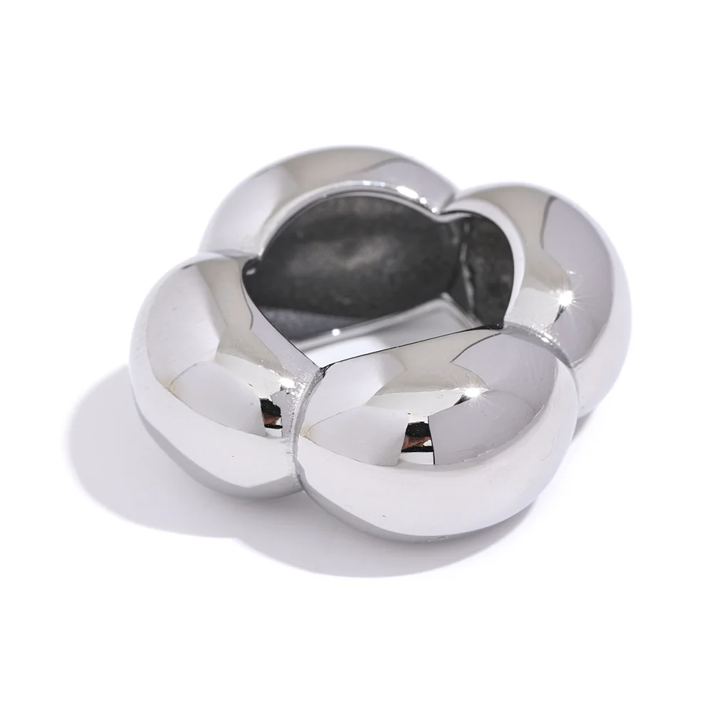 Dorthe Clover Dome Ring, waterproof ring in 316L stainless steel with a gold or silver-tone PVD finish by Lark & Reed, view 8