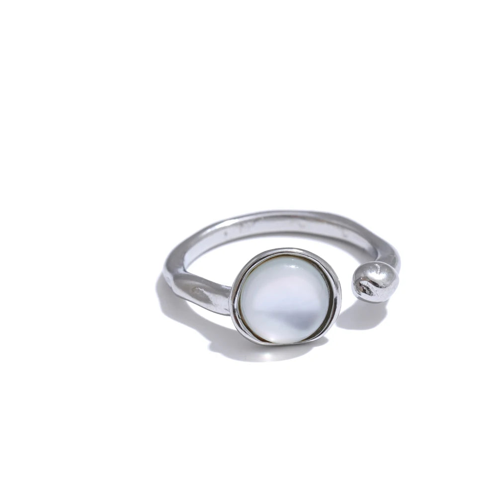 Nanna perlemorsring, ring, tåler vand, rustfrit stål 316L med guld- eller sølvfarvet PVD-belægning, Lark & Reed, billede 8