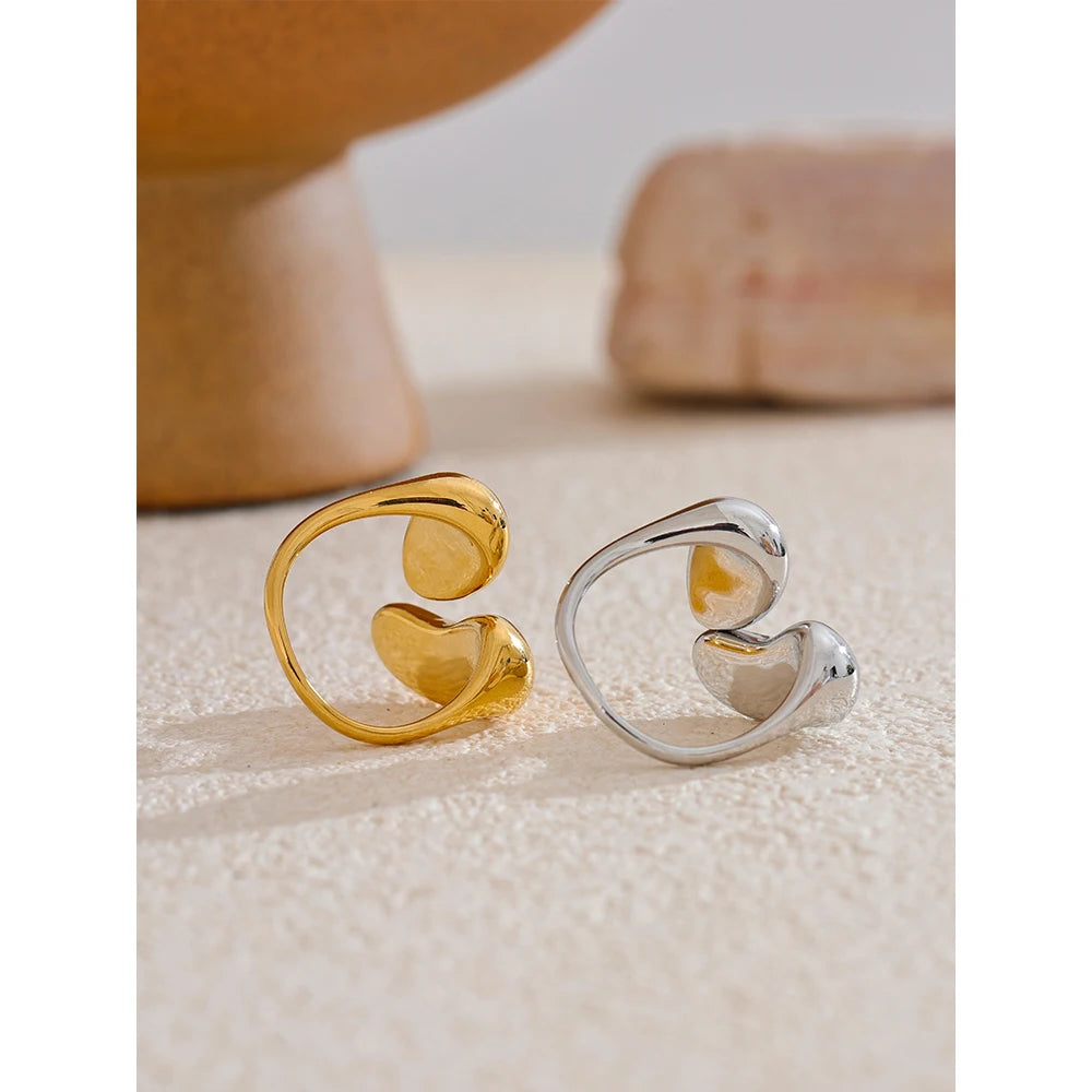 Anillo ajustable Oda dos hojas, anillo, resistente al agua, acero inoxidable 316L con acabado PVD dorado o plateado, Lark & Reed, vista 3