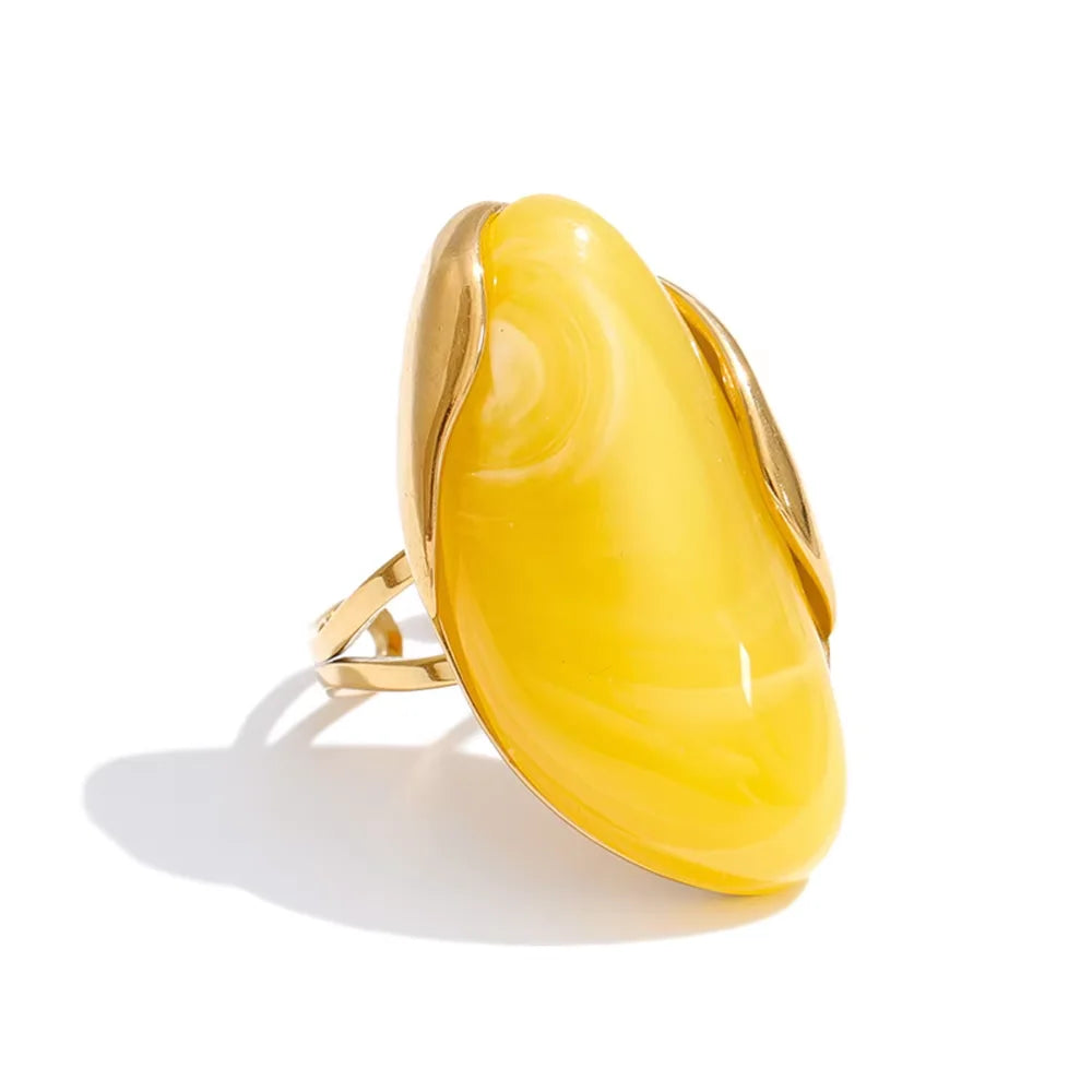 Astrid Resin Ring