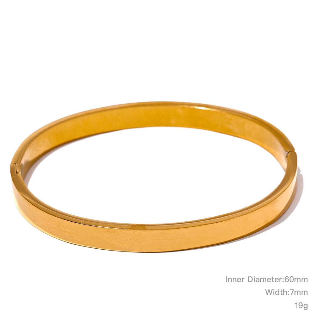 Selma Wide Bangle