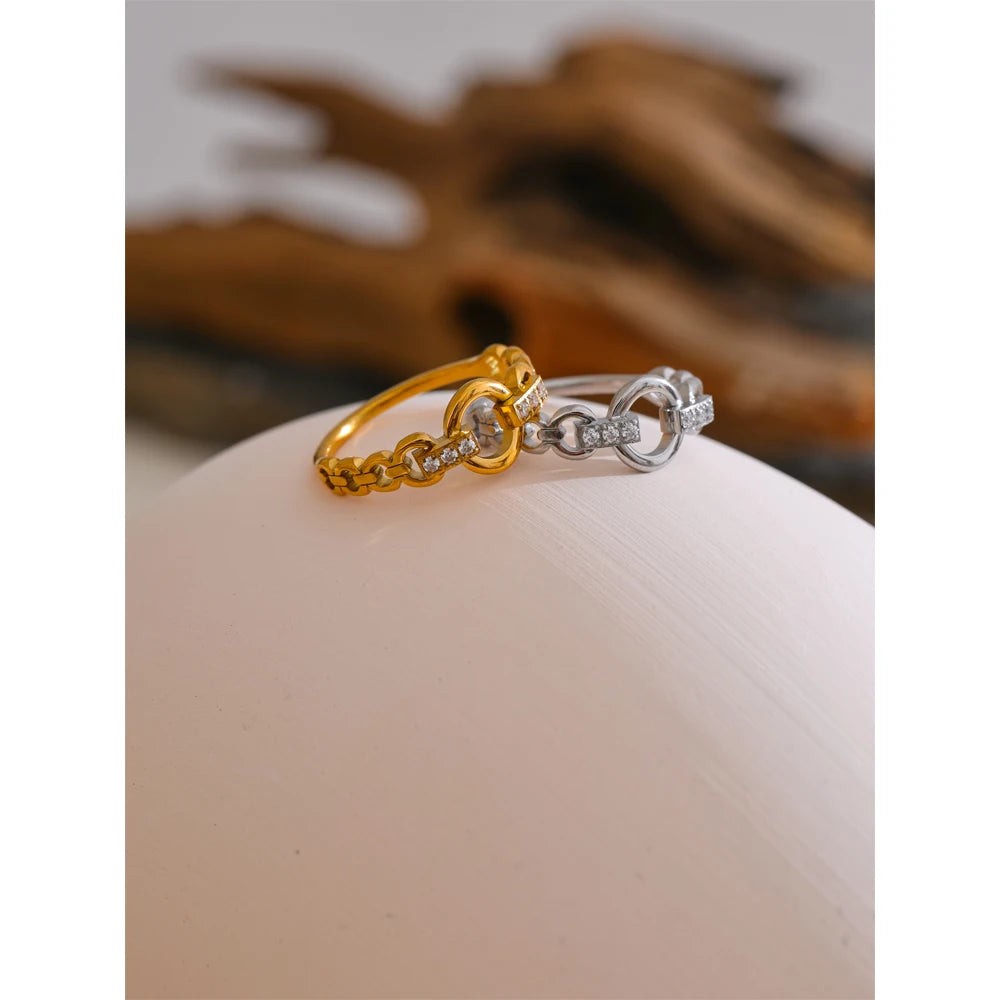 Hulda kædering med zirkonia, ring, tåler vand, rustfrit stål 316L med guld- eller sølvfarvet PVD-belægning, Lark & Reed, billede 6