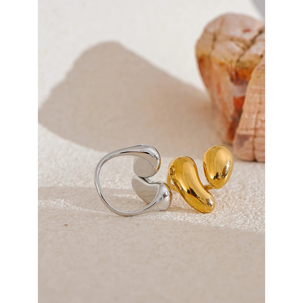 Anillo ajustable Oda dos hojas, anillo, resistente al agua, acero inoxidable 316L con acabado PVD dorado o plateado, Lark & Reed, vista 4