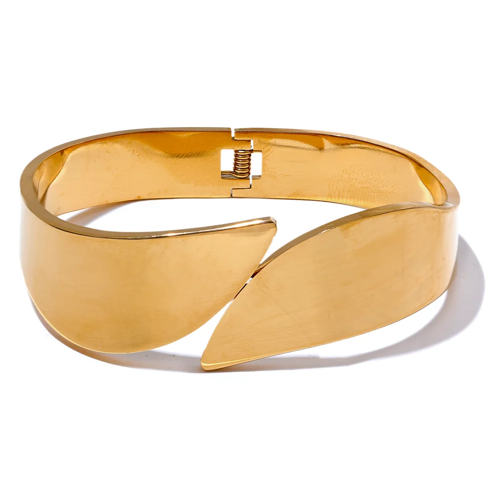Brazalete rígido Rimini con bisagra, pulsera, resistente al agua, acero inoxidable 316L con acabado PVD dorado o plateado, Lark & Reed, vista 7