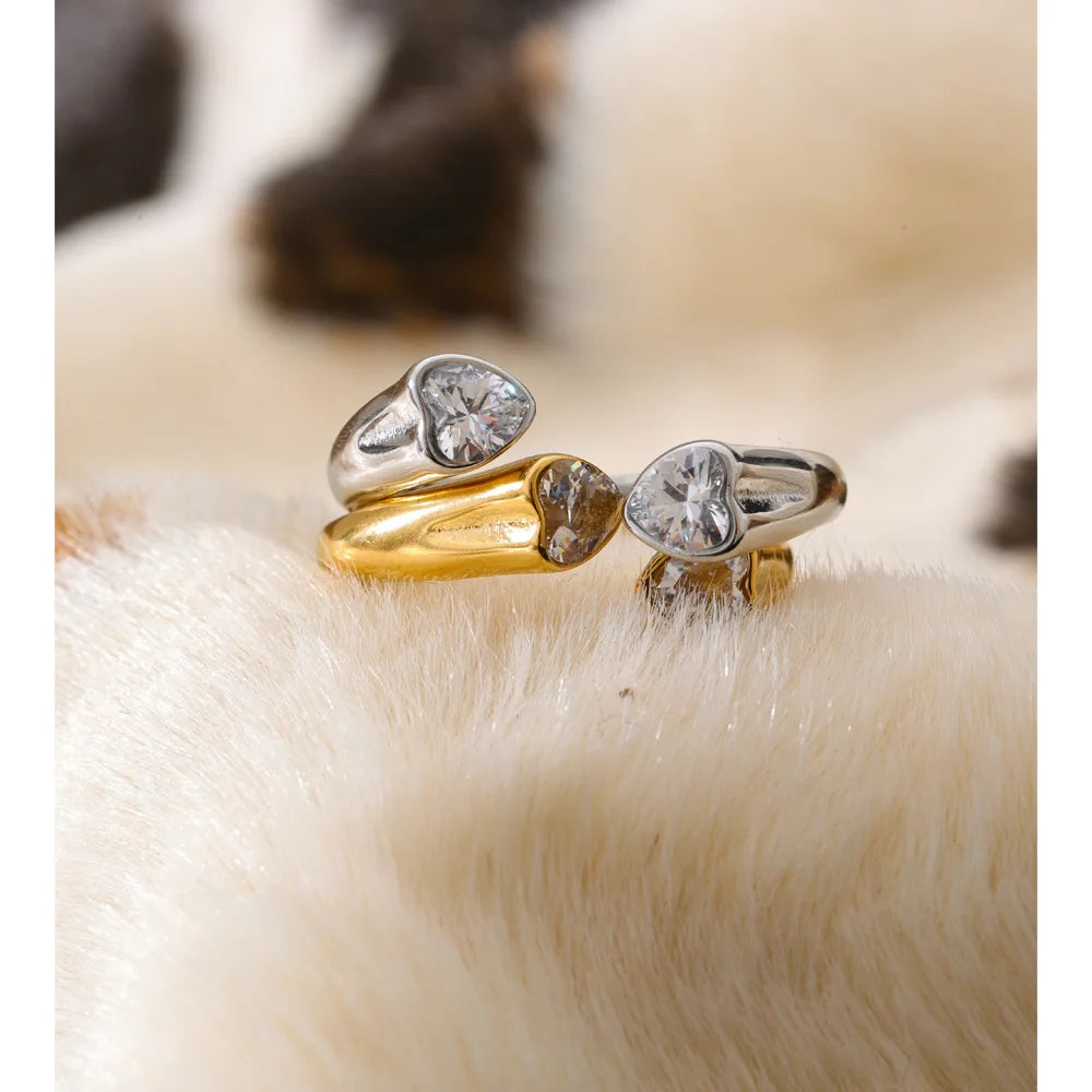 Nike åben hjertering med zirkonia, ring, tåler vand, rustfrit stål 316L med guld- eller sølvfarvet PVD-belægning, Lark & Reed, billede 5