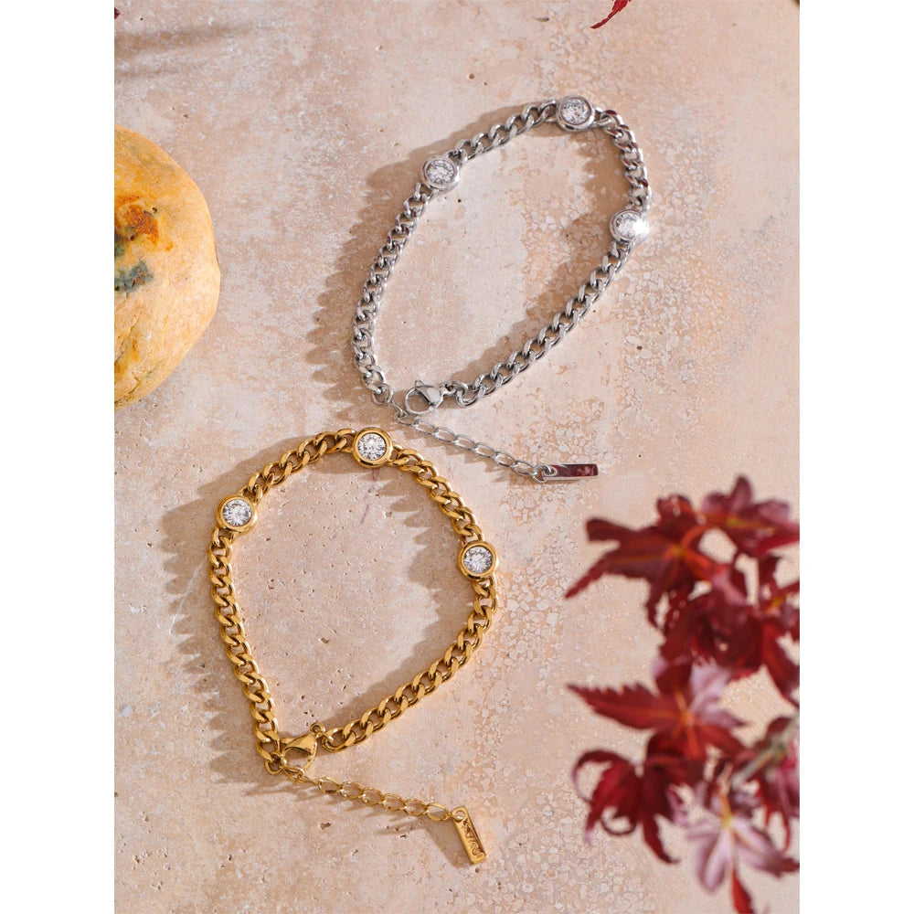 Amelia poleret panserarmbånd med zirkonia, armbånd, tåler vand, rustfrit stål 316L med guld- eller sølvfarvet PVD-belægning, Lark & Reed, billede 2