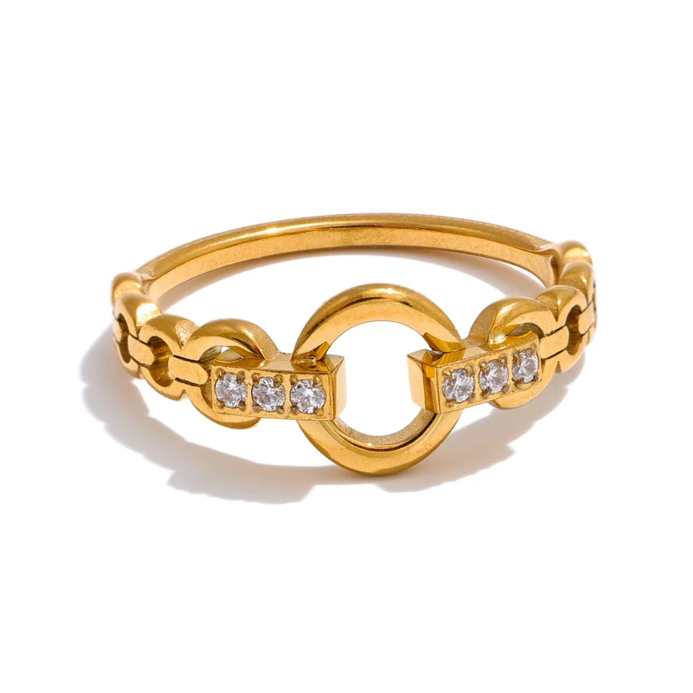 Hulda kædering med zirkonia, ring, tåler vand, rustfrit stål 316L med guld- eller sølvfarvet PVD-belægning, Lark & Reed