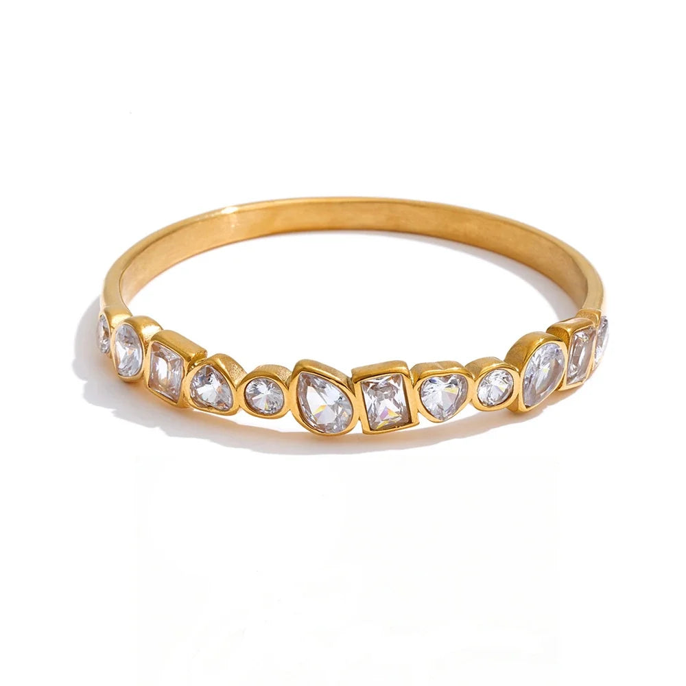 Iberia armring med pavé-zirkonia, armbånd, tåler vand, rustfrit stål 316L med guldfarvet PVD-belægning, Lark & Reed