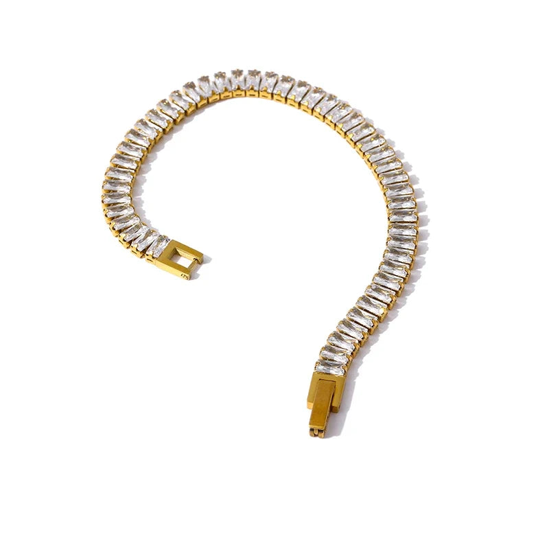 Lucerne tennisarmbånd med baguetter, armbånd, tåler vand, rustfrit stål 316L med guldfarvet PVD-belægning, Lark & Reed