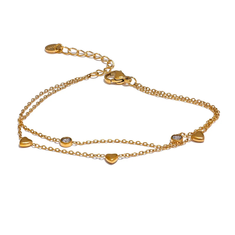 Nelle Zweireihiges Kristall-Herz-Armband, Armband, wasserfest, 316L-Edelstahl mit gold- oder silberfarbener PVD-Beschichtung, Lark & Reed
