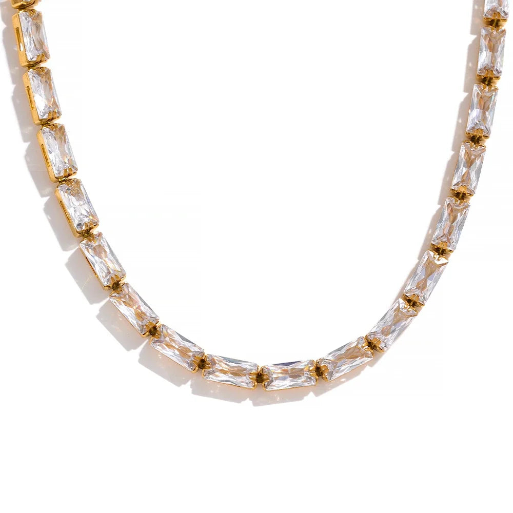 Collana Palma con zirconi baguette, collana, resistente all’acqua, acciaio inossidabile 316L con finitura PVD dorata, Lark & Reed