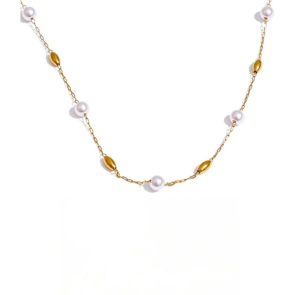 Vilma Pearl Station Chain, waterproof necklace in 316L stainless steel with a gold or silver-tone PVD finish by Lark & Reed